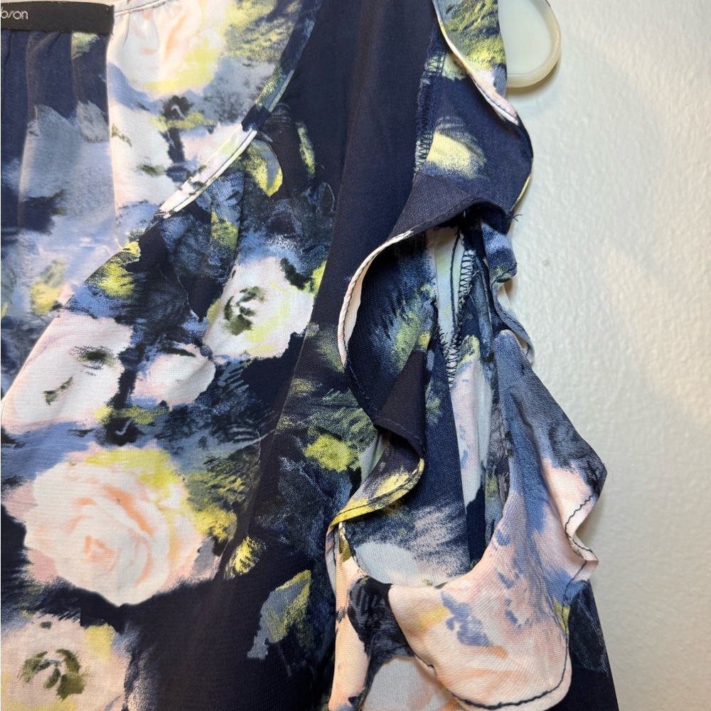 Gibson Navy Floral Ruffle Sleeve Blouse with White Roses - Picture 7 of 12